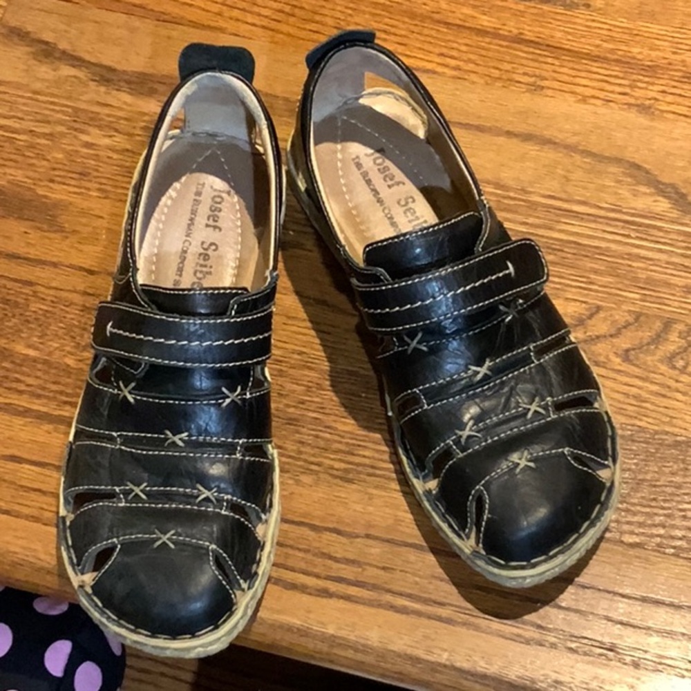 Josef Seibel Black Leather Casual Shoes